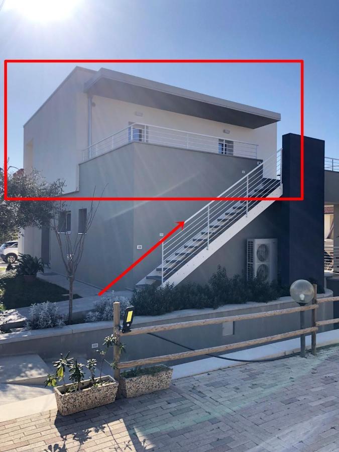 شقة Casa Ginevra A Cecina By Zoom In Earth المظهر الخارجي الصورة